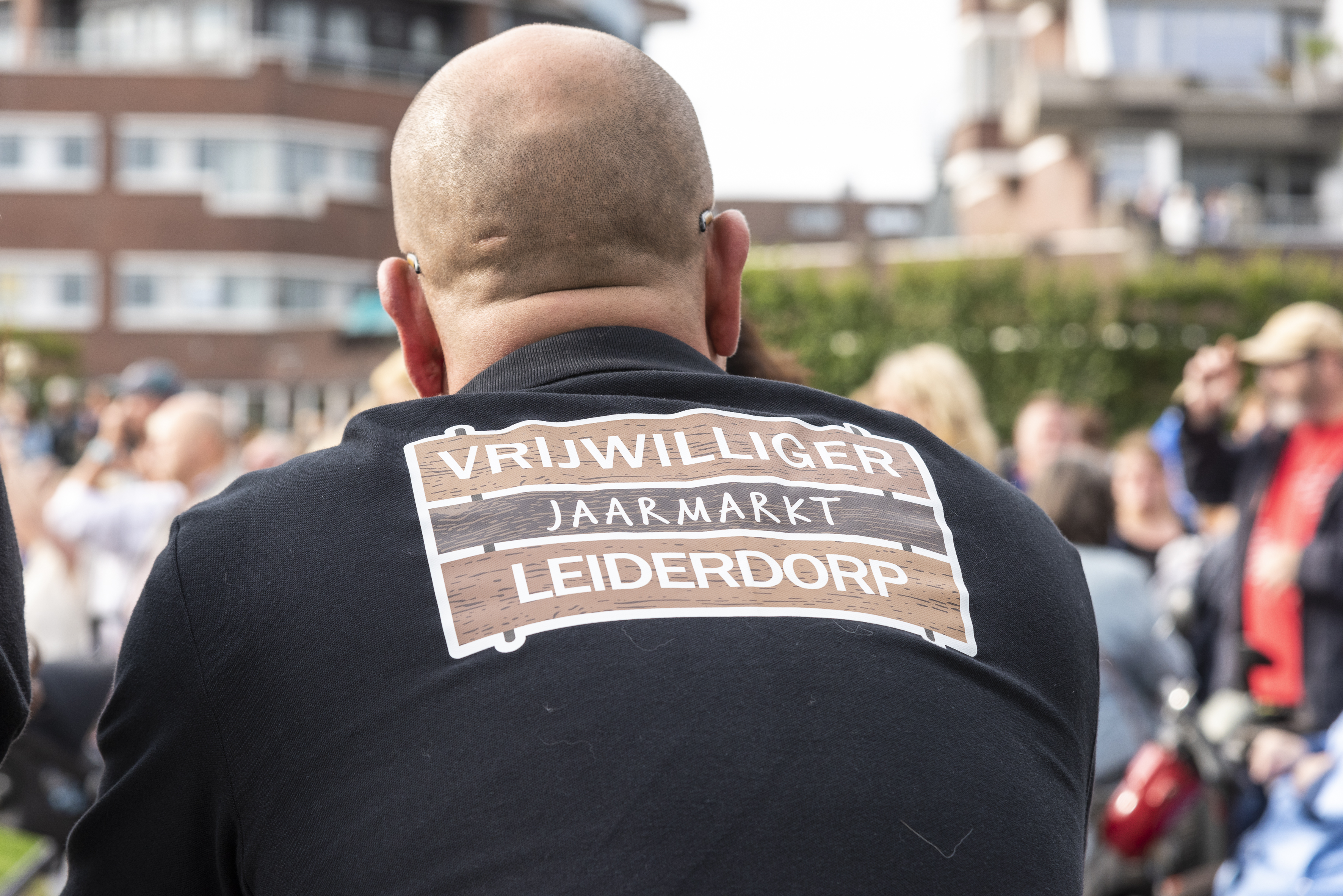 Vrijwilliger in tshirt